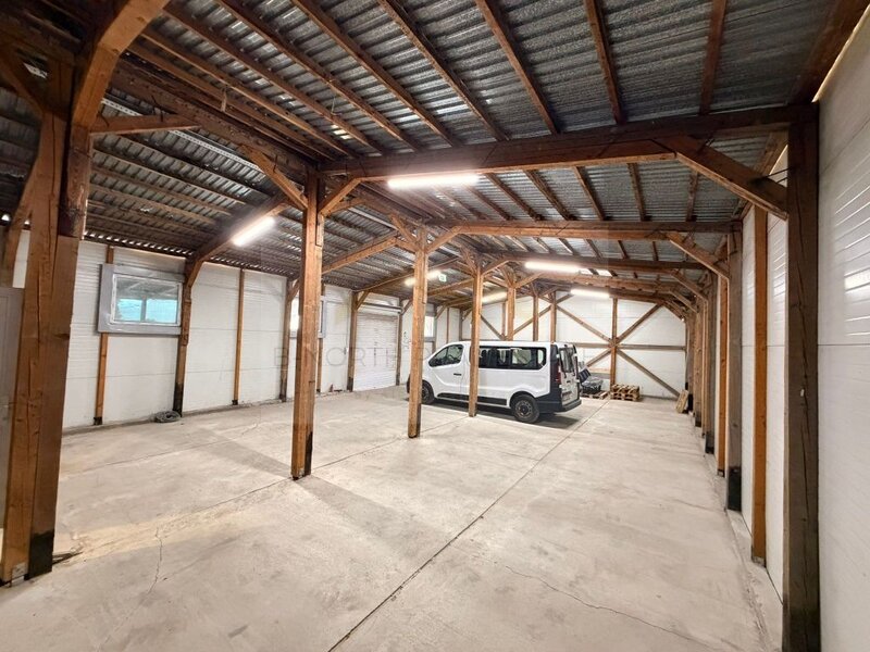 Popesti-Leordeni Hala industriala de inchiriat 361 mp + birouri 180 mp